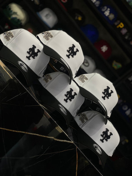 NEW ERA MEETS BLANCO CON NEGRO 9 FORTY