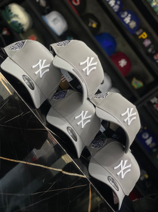 NEW ERA YANKEES GRIS 9 FORTY