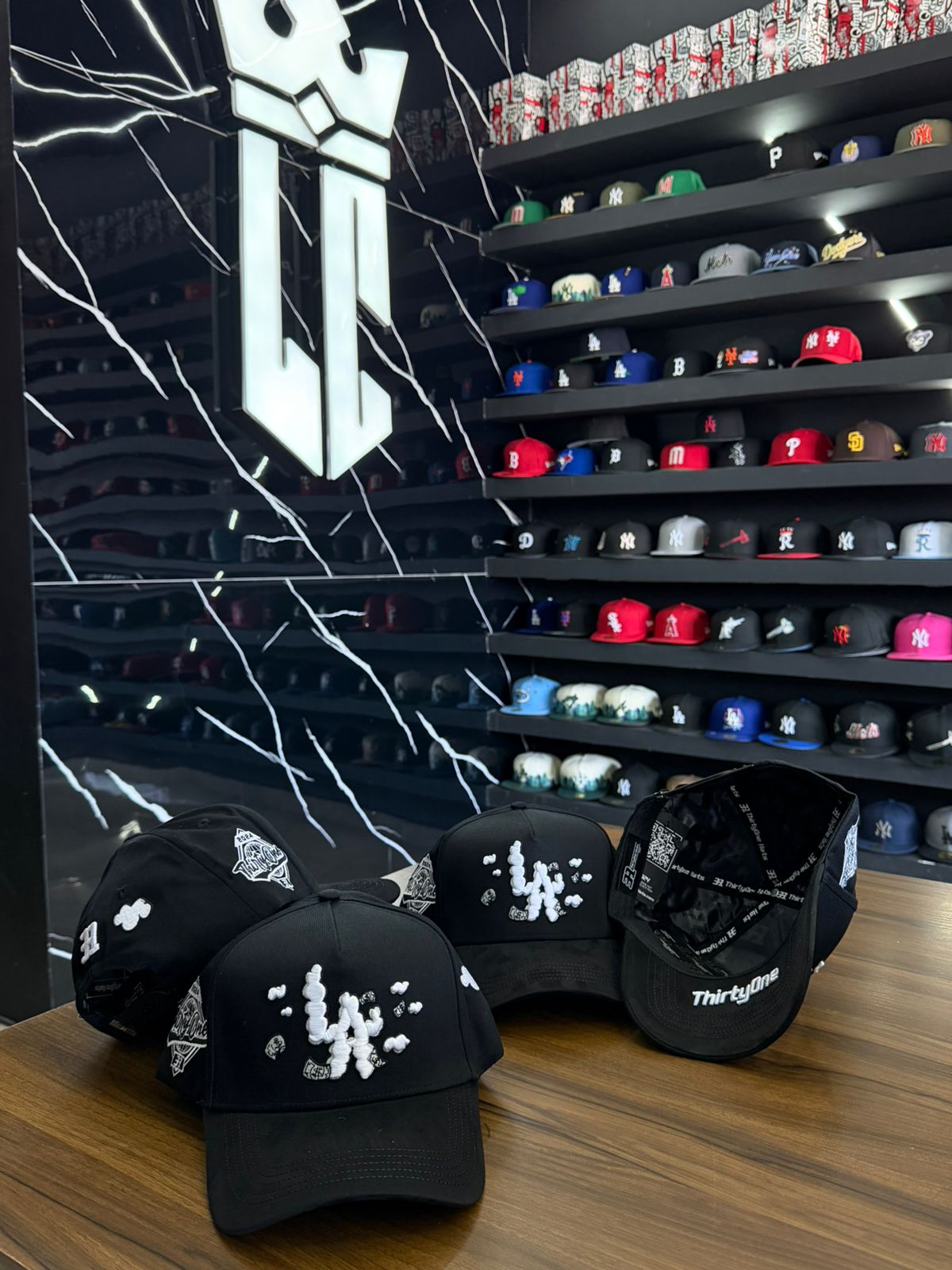 31  HATS BLACK CLOUDS