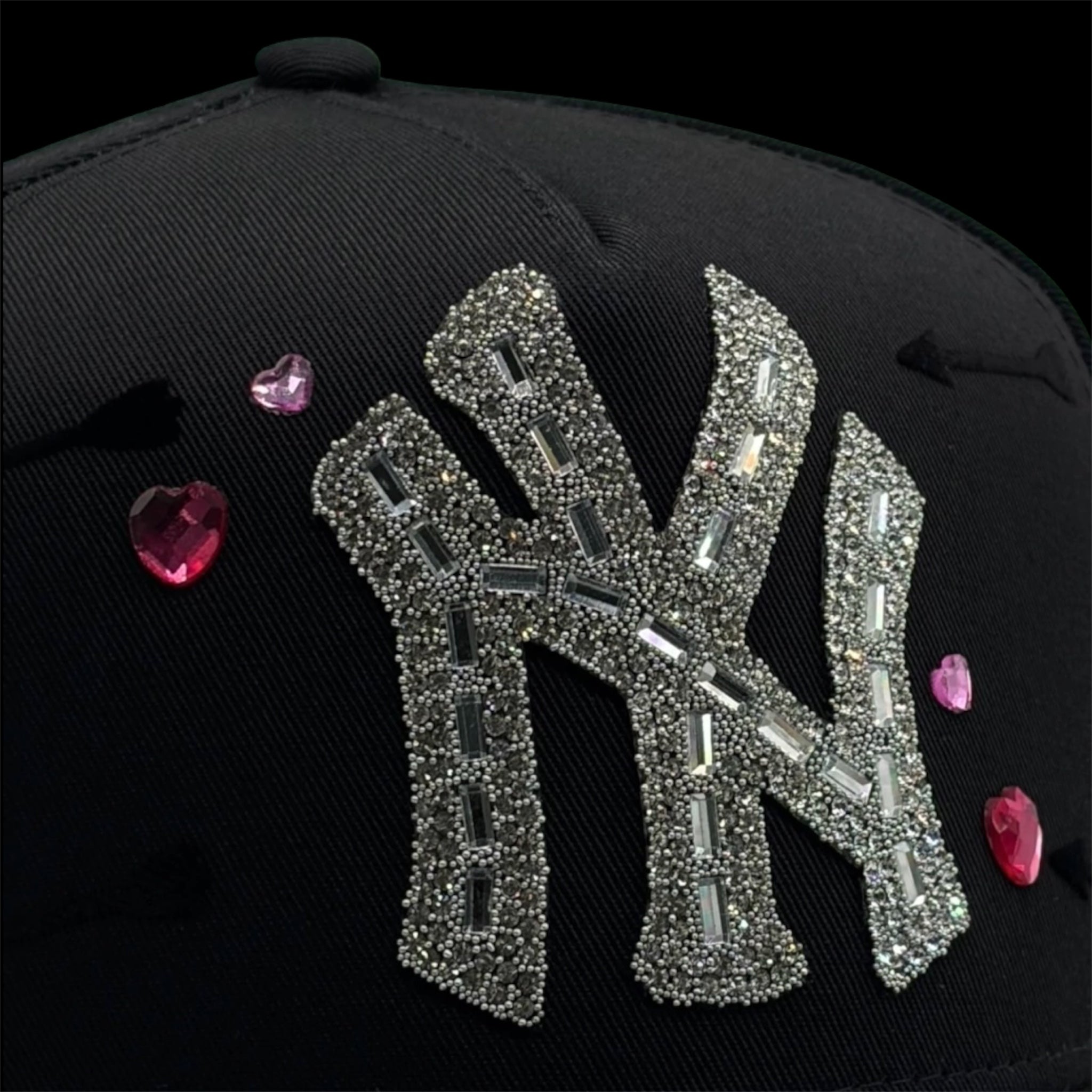 31 Hats "NY Lovestruck Crystals"