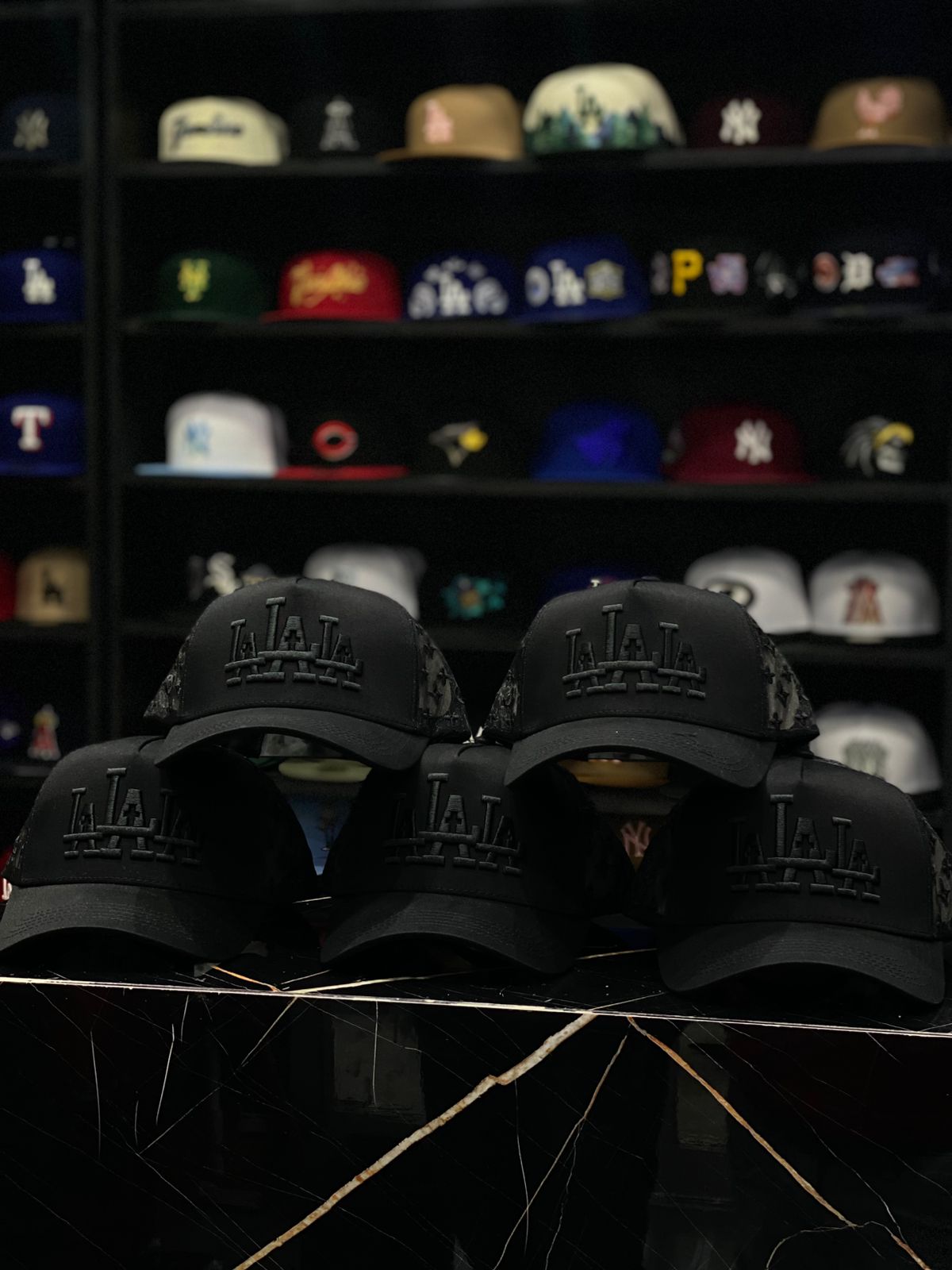 RUDE TRIPLE BLACK