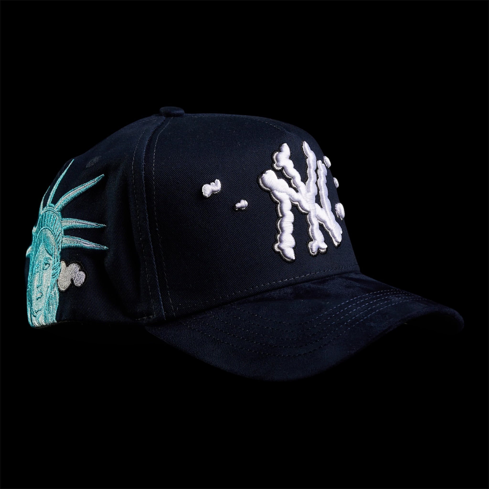 31 Hats "NY clouds"